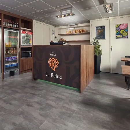Hotel La Reine-2